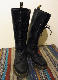 ドクターマーチン 1B60 20EYE BOOTS 20ホールインサイドジップブーツ　ブラック