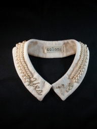 Message　beads　collar